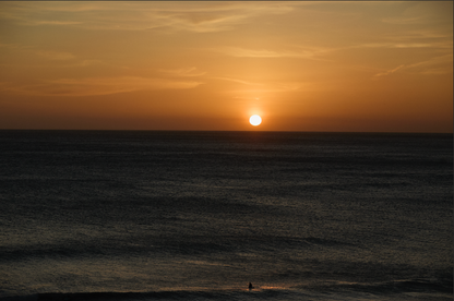 MAGIC HOUR